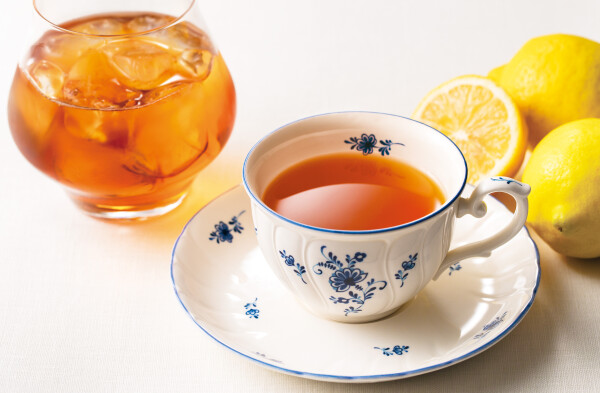 今年最初の新茶、旬のニルギリ紅茶