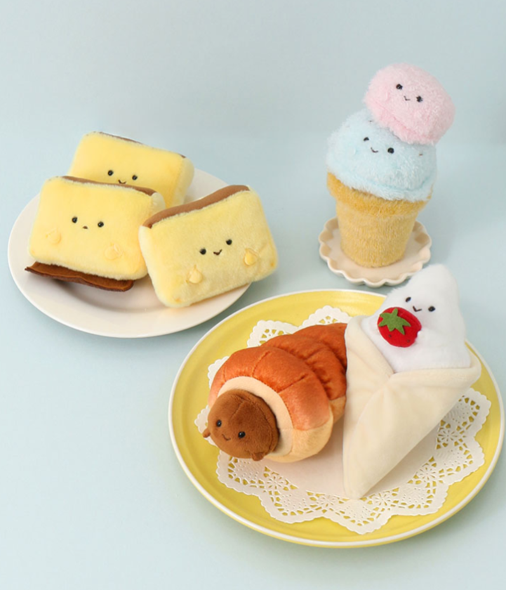 🍰ころんとしたフォルムが可愛すぎるおやつぽちゃぬいぐるみ