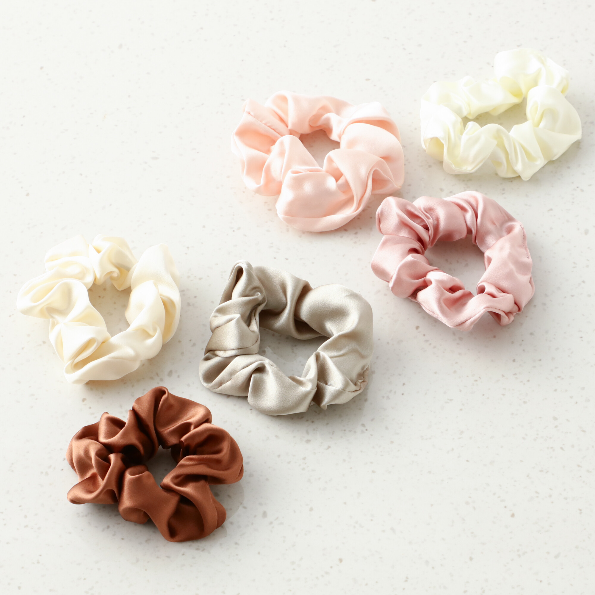 NEW!】シルク素材のシュシュ🎀💆‍♀️ | ショップニュース | 青葉台