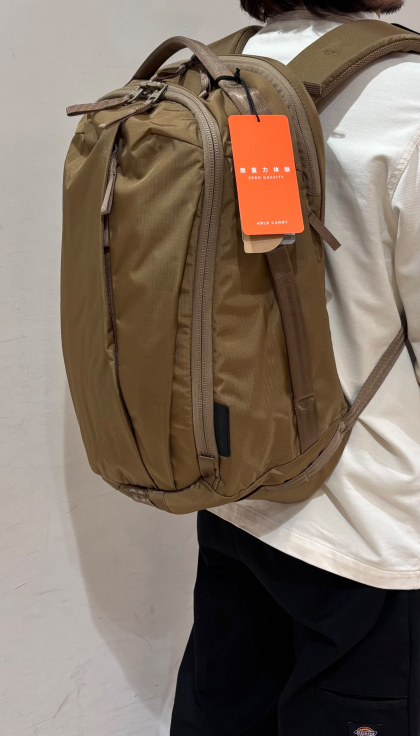 ABLE CARRY  Max EDC TAN 入荷しました！