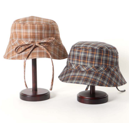 🍁チェックが秋っぽさを足してくれるハット🍁