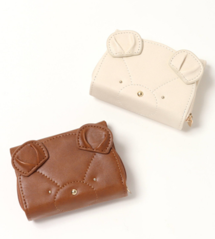 🧸ぬいぐるみ感あるステッチがキュートなくまさんラウンドZIP折財布🧸