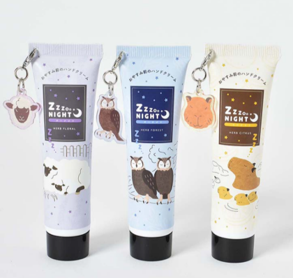 🧸チャーム付きで可愛いハンドクリーム🧸