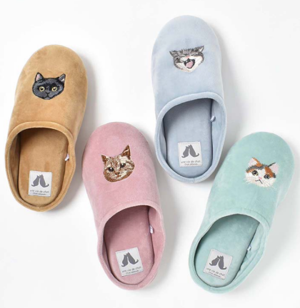 🐱わんちゃん・ネコちゃん刺繍が可愛いルームシューズ🐶