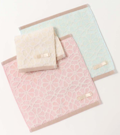 🎁お世話になったあの方へおすすめケアアイテム～ハンカチ編～🎁