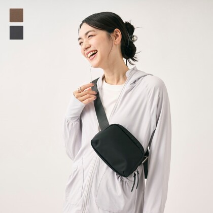 New item🌟コンパクトボディバッグ