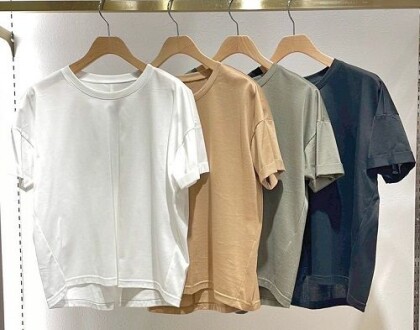 花柄ギャザースカート×プリマザイムTシャツ