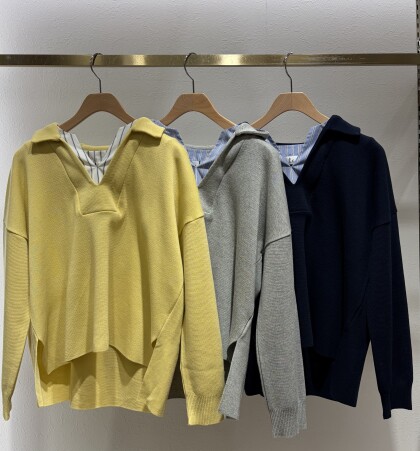   襟付きレイヤード風ニット♪