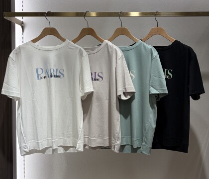 ⭐︎PARISロゴプリントTシャツ⭐︎
