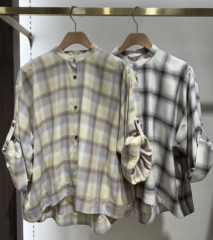 ＊オンブレーチェックドルマンシャツ＊
