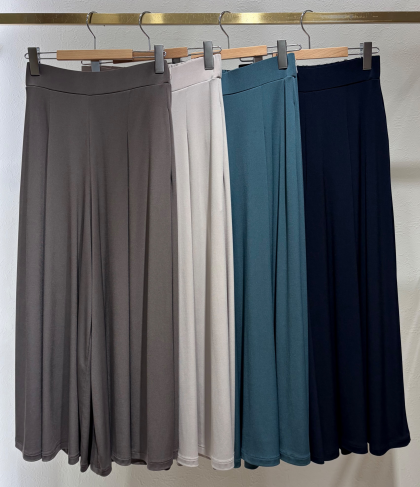 タックギャザージャージガウチョ