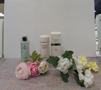 ★まぶたもケアしながら　アイメイクを落とす上質なアイメイクリムーバー　2種