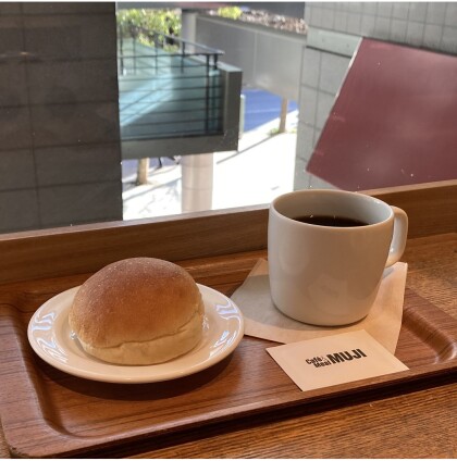 【Cafe'&Meal MUJI 青葉台東急スクエア】おいしいパン「クリームパン」