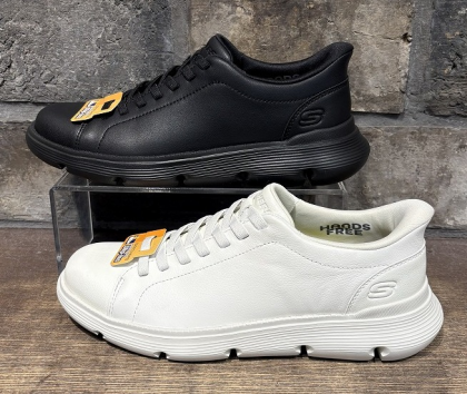 SKECHERS メンズシューズのご紹介☆