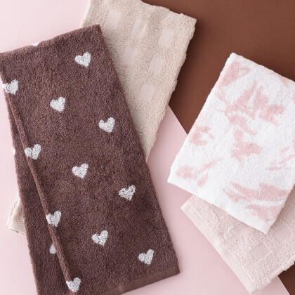 ＼𝟐𝐁𝐔𝐘 𝟐𝟎%𝐎𝐅𝐅🚩／２セット以上でお買い得なタオルセット🧺🌼