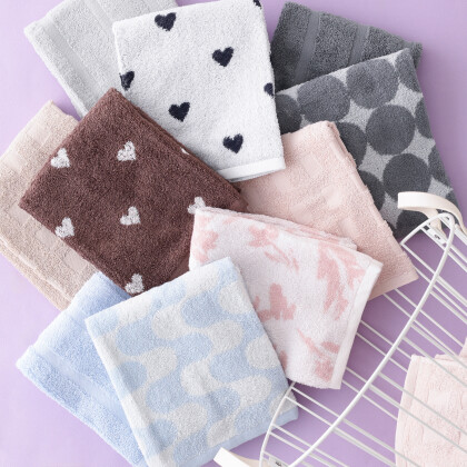＼𝟐𝐁𝐔𝐘 𝟐𝟎%𝐎𝐅𝐅🚩／２セット以上でお買い得なタオルセット🧺🌼