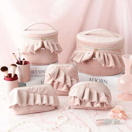 【NEW!】ベロアフリルポーチ🎀💓