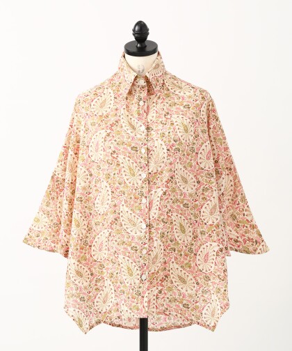 やさしい華やかさ🌸のペイズリー柄ブラウス