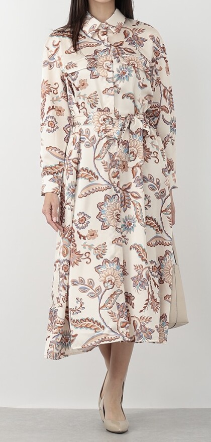 🌸 上品さ際立つ、ボタニカル柄ワンピース 🌸