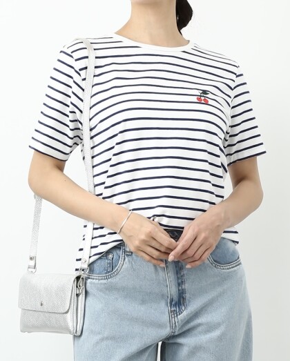 爽やかさと遊び心を兼ね備えた、ボーダーTシャツ🍒