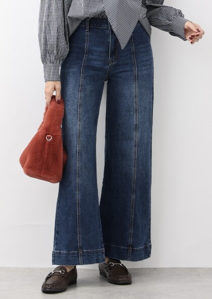 美シルエット✨ストレッチが効いたデニムパンツ