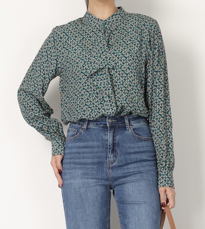 華やぎプリントのセンターフリルブラウス💐