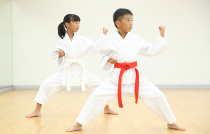 この冬チャレンジ！空手スクール 無料体験受付中