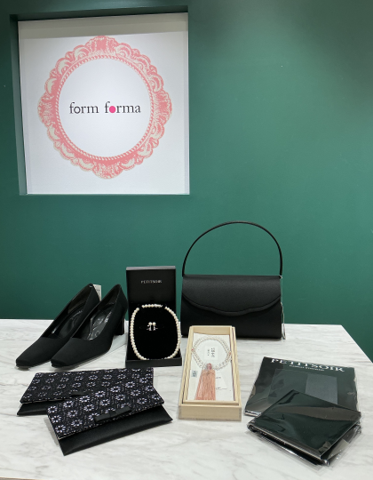 揃えておきたいフォーマル小物✨