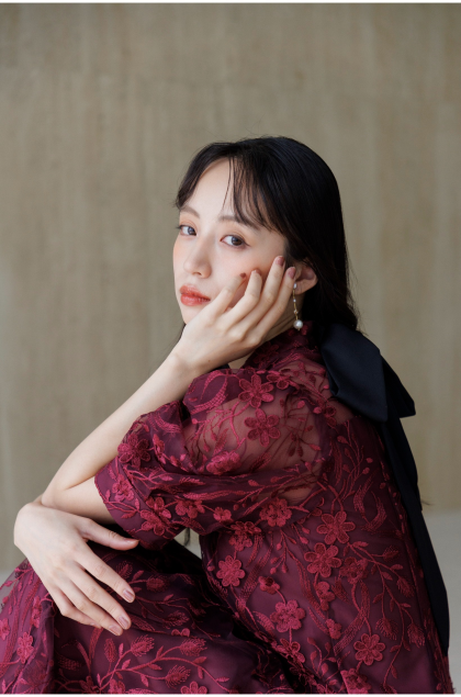 ひと目で惹きつける　存在感あふれるドレス✨