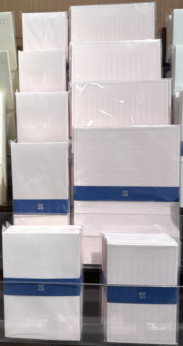 春のご挨拶を「さくら色」で・・・