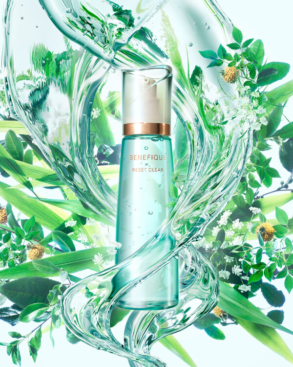 やさしくとろけて、毛穴角栓ふきとり浄化。