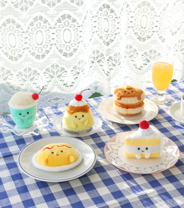 🍮レトロ喫茶がリアルなぽってりぬいぐるみに…🍮
