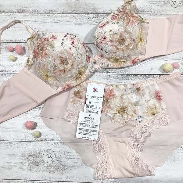 脇高ブラですっきりシルエット🌟