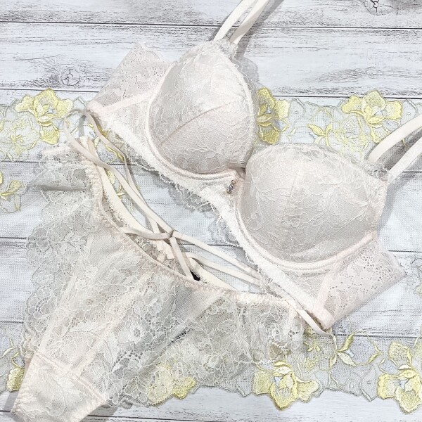 シンプル×すっきりシルエット😸✨