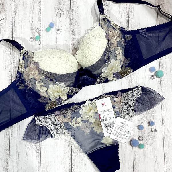 大人気🎀脇高リボンブラ