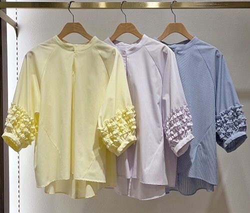 ＊袖口フリルブラウス×マリンパンツ＊