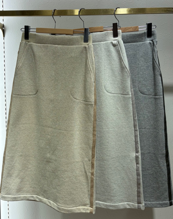 ⭐︎ラメ裏毛ミニロゴ刺繍セットアップ⭐︎