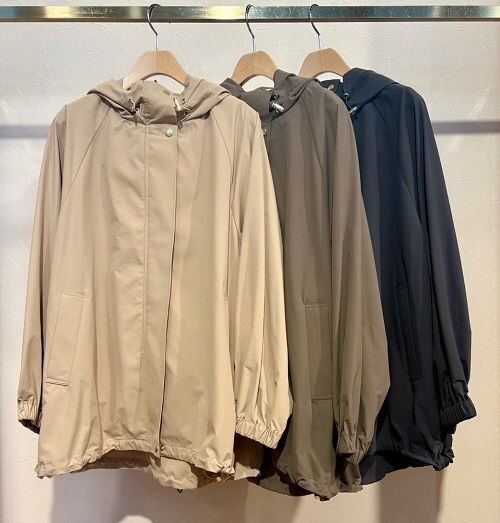 Aラインマンパー×ストライプブラウス×ジャンスカ