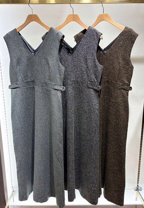 エアニーウールショートフード×ツイードジャンスカ×ベロアタートルネック