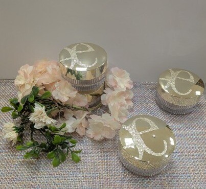 なめらか肌触りで、サラすべ肌に導く　エレガンスのフェイスパウダー♥