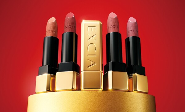 望みどおりの美発色で、誰もが美しく塗りかわるルージュ。