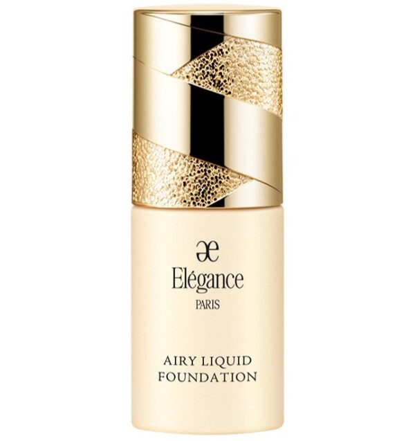 エアリーなつけ心地なのに、毛穴・色ムラを自然にカバー。つるんと＆ツヤ肌　新リクイッドファンデーション