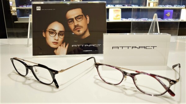 新商品入荷　ATTRACT（アトラクト）
