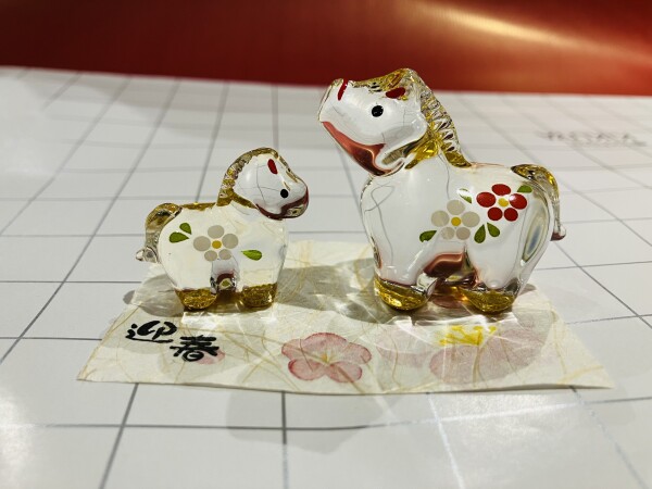 来年の干支「午」の置物