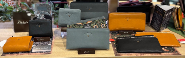 Dakota × BEST OF MORRIS