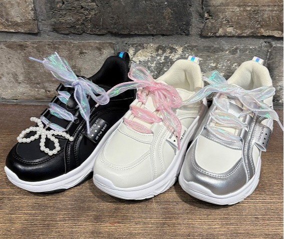 厚底スニーカーのご紹介☆