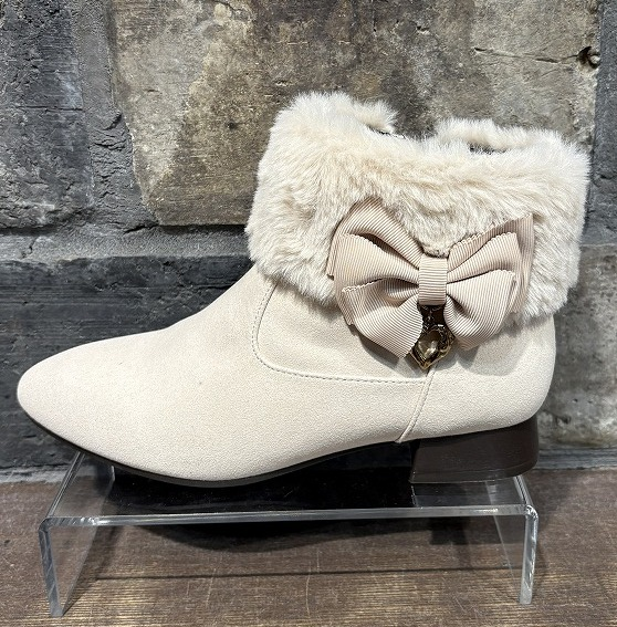 キッズブーツのご紹介☆