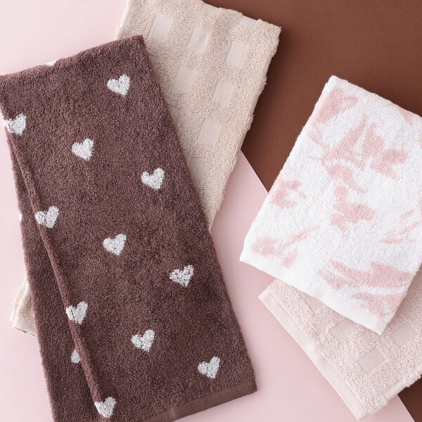 ＼𝟐𝐁𝐔𝐘 𝟐𝟎%𝐎𝐅𝐅🚩／２セット以上でお買い得なタオルセット🧺🌼