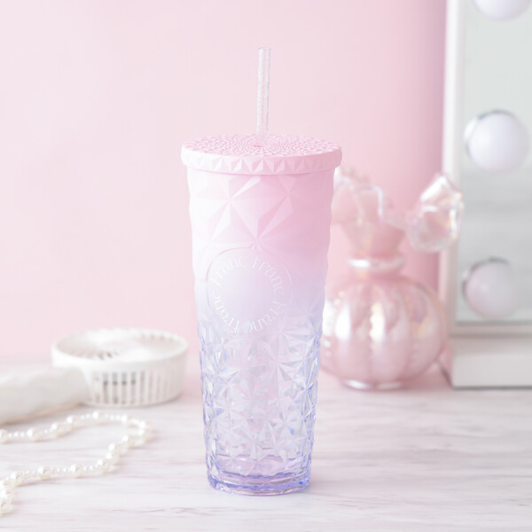 ＼SNSでも大人気のアイテム🩵🩷／大容量タンブラー🥤🫧