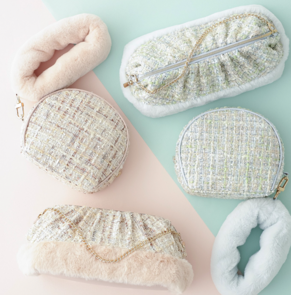 ＼Winter SALE🚩／ツイードファーポーチ🐇❄️
